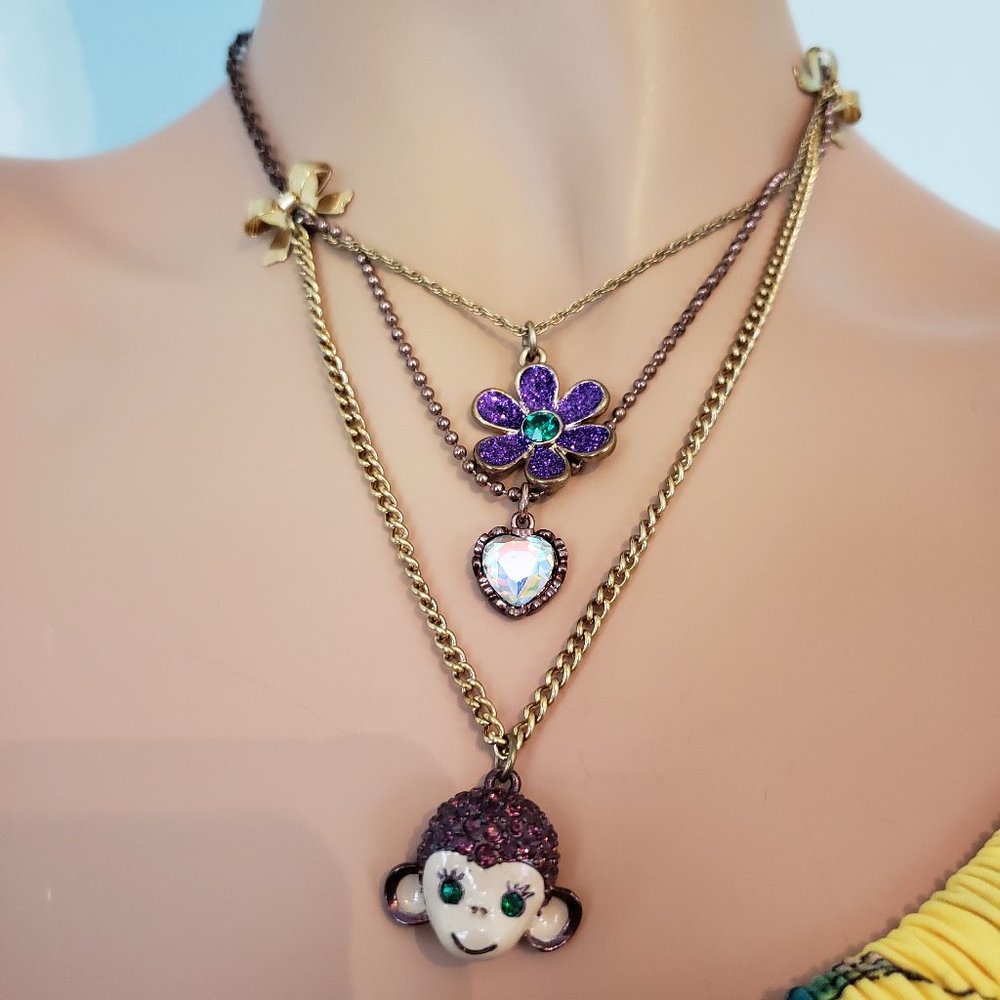 Betsey Johnson Layer Necklace. NWOT. - Picture 9 of 12
